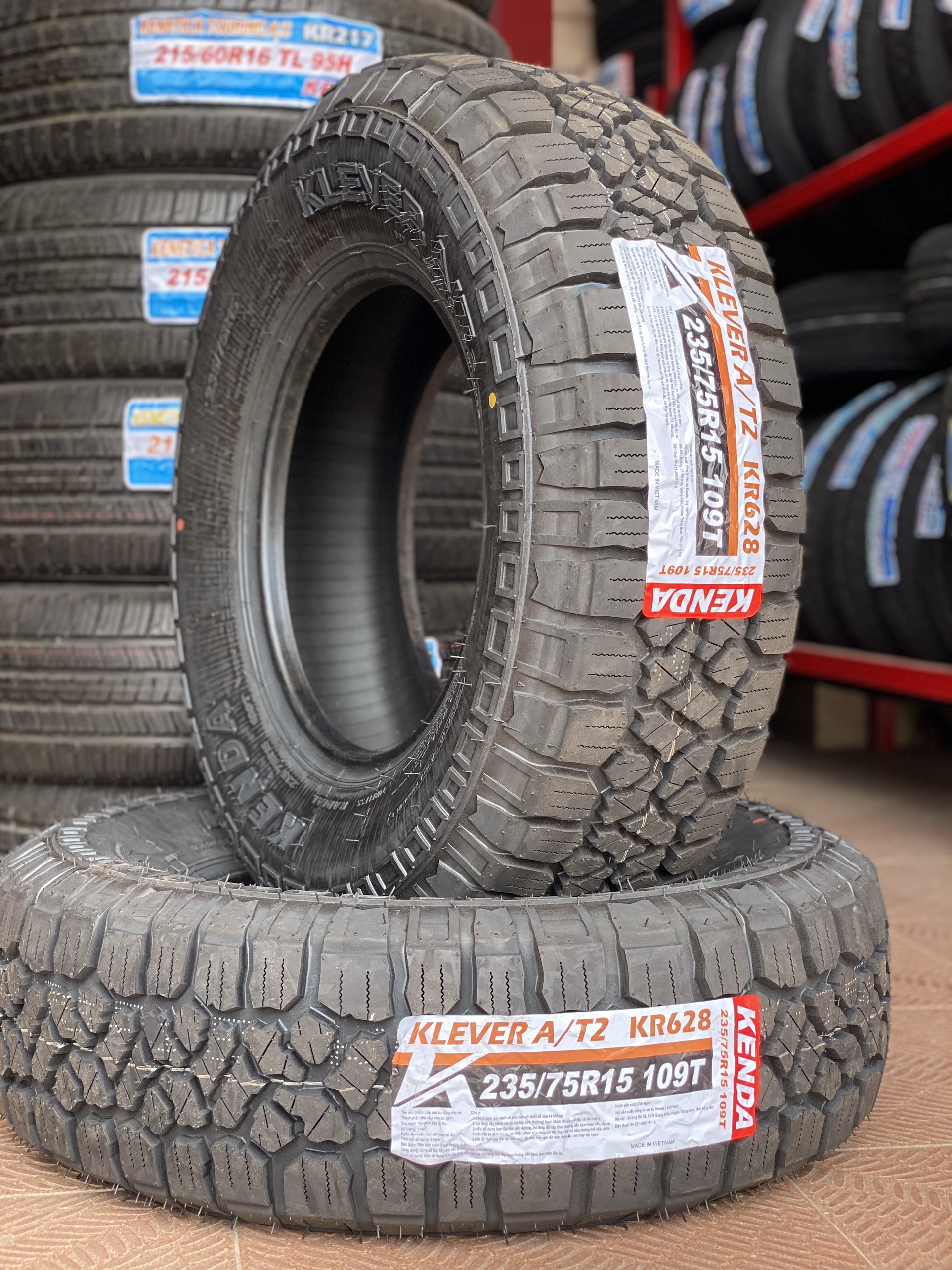 KENDA 235/75R15 KR628