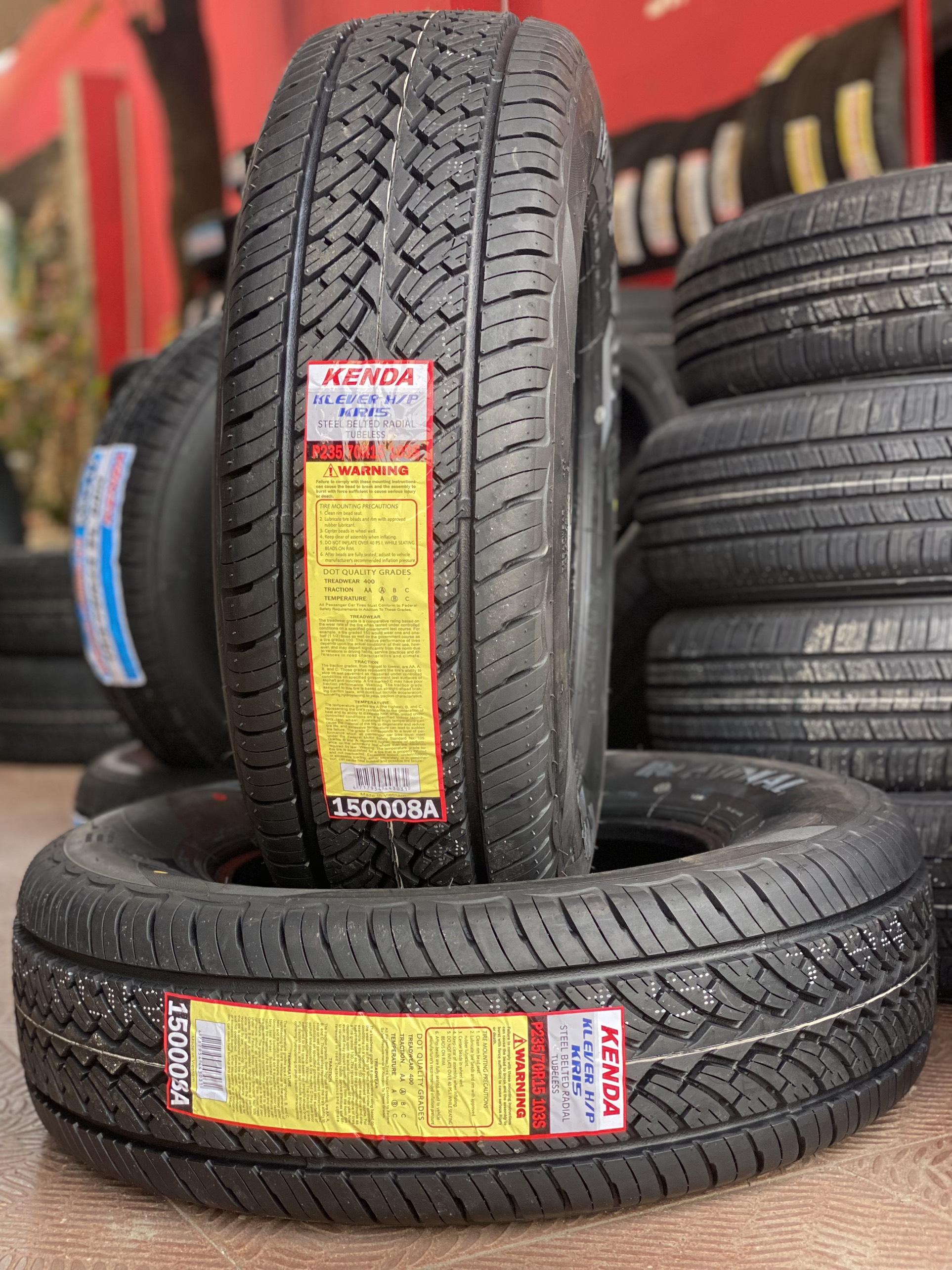KENDA P235/70R15 KR15