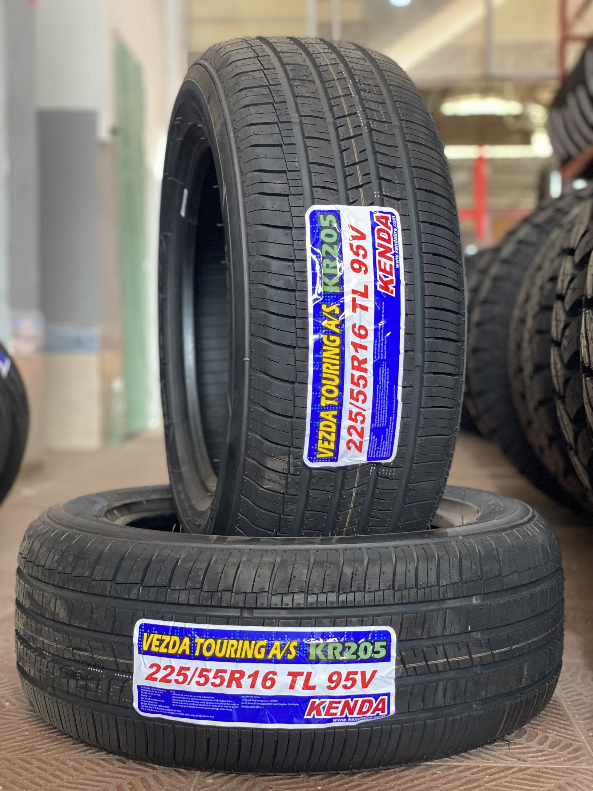 KENDA 225/55R16 KR205