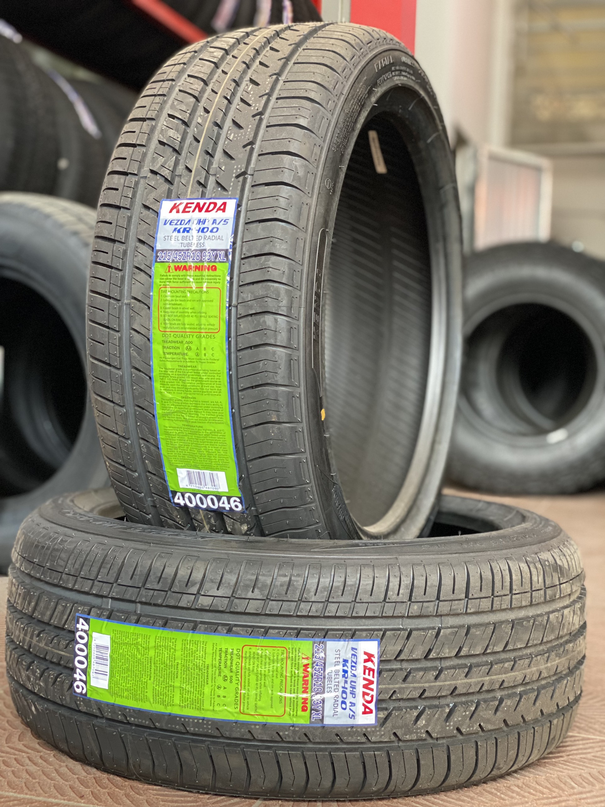 KENDA 215/45ZR18 KR400