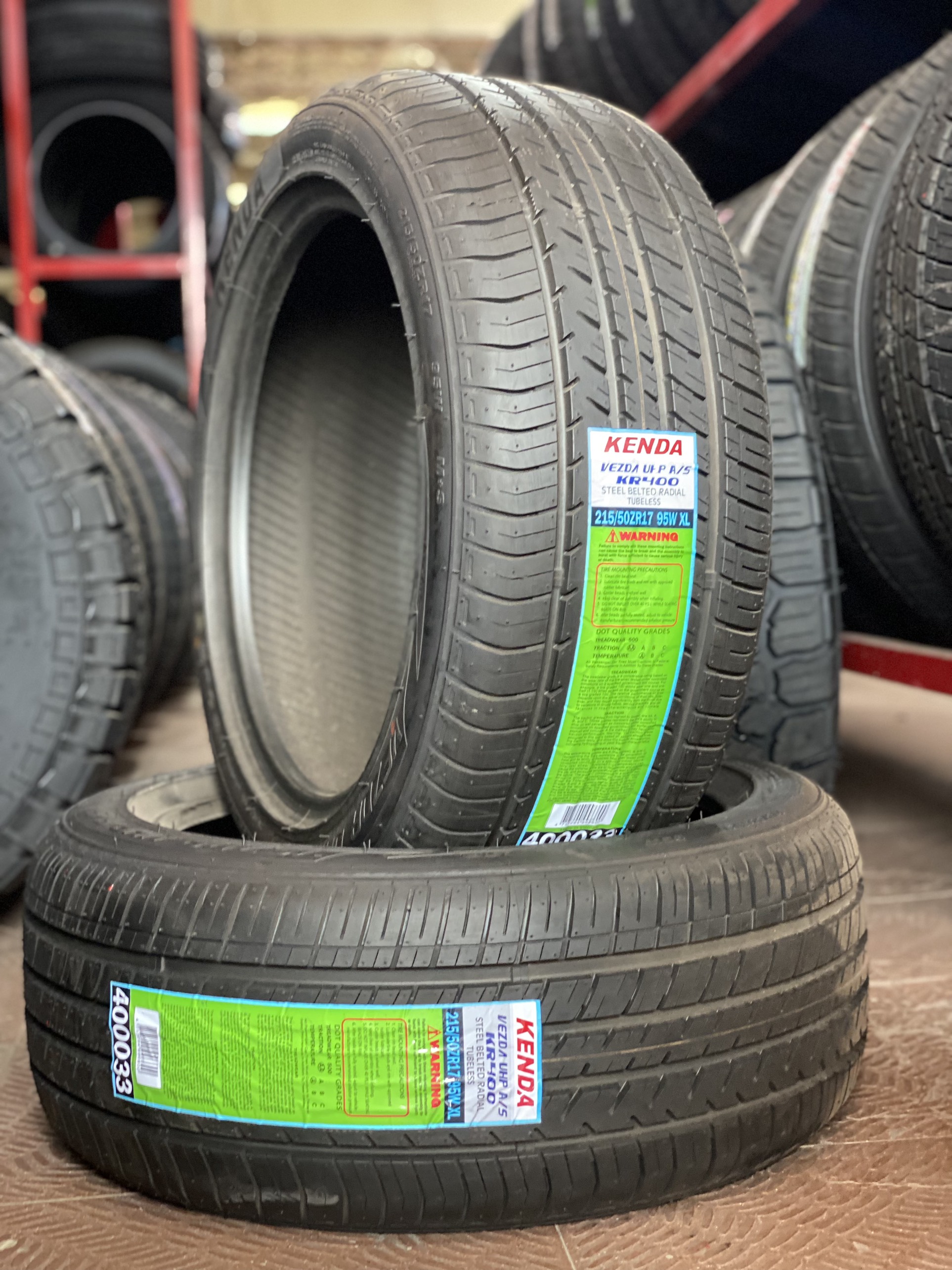 KENDA 215/50ZR17 KR400
