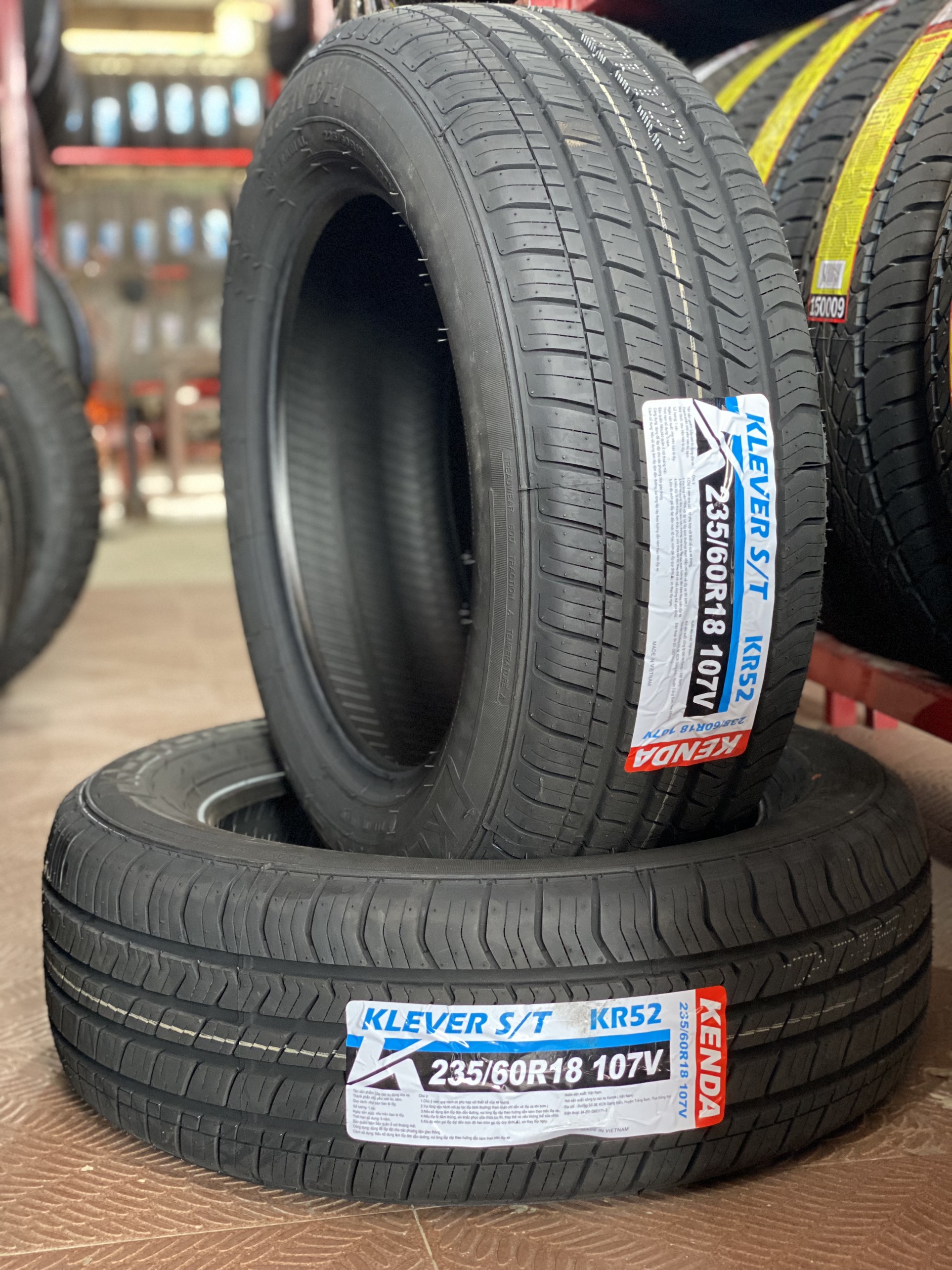 KENDA 235/60R18 KR52