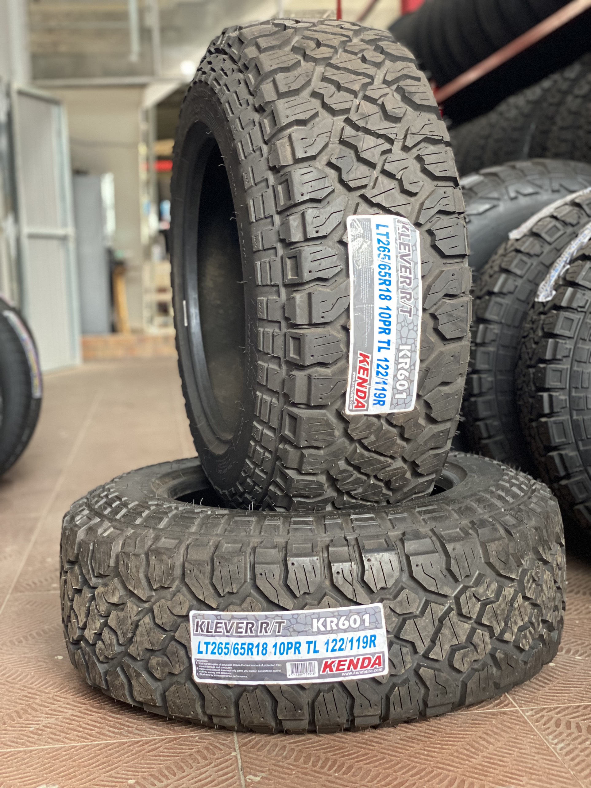 KENDA LT265/65R18 KR601